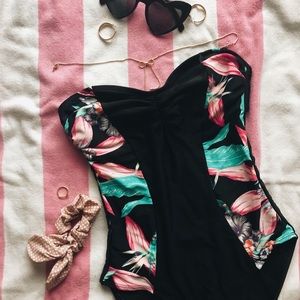 Slimming One Piece Old Navy Swimsuit